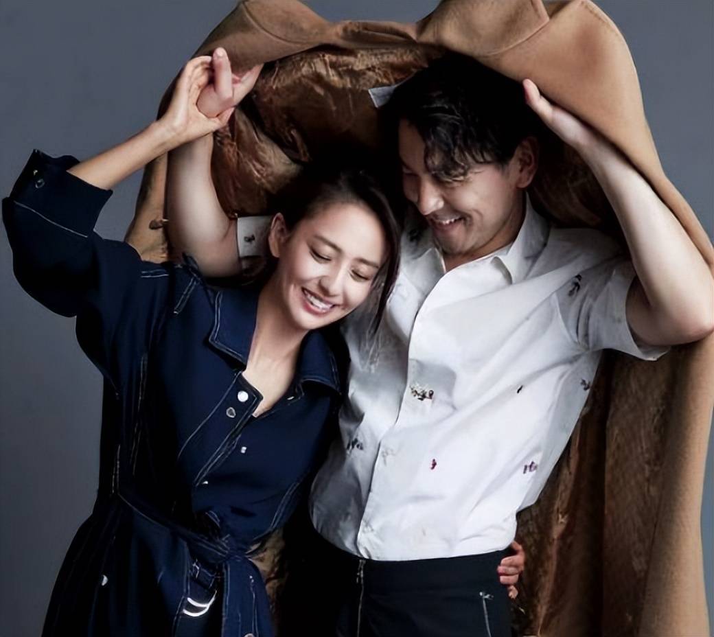 共用吸管,摸腰掐脸,这些明星也太没有"分寸感"了_朱亚文_杨紫_网友