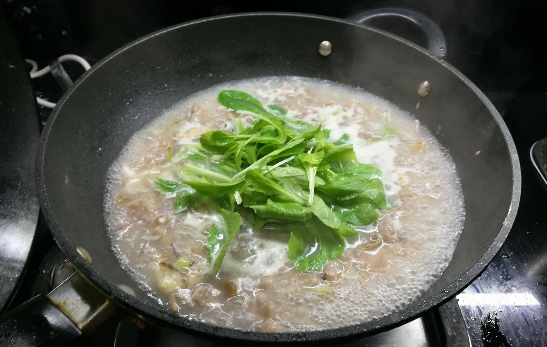 學會這道疙瘩湯做法,早餐我再也不用出去吃了,營養快手還管飽_麵糊