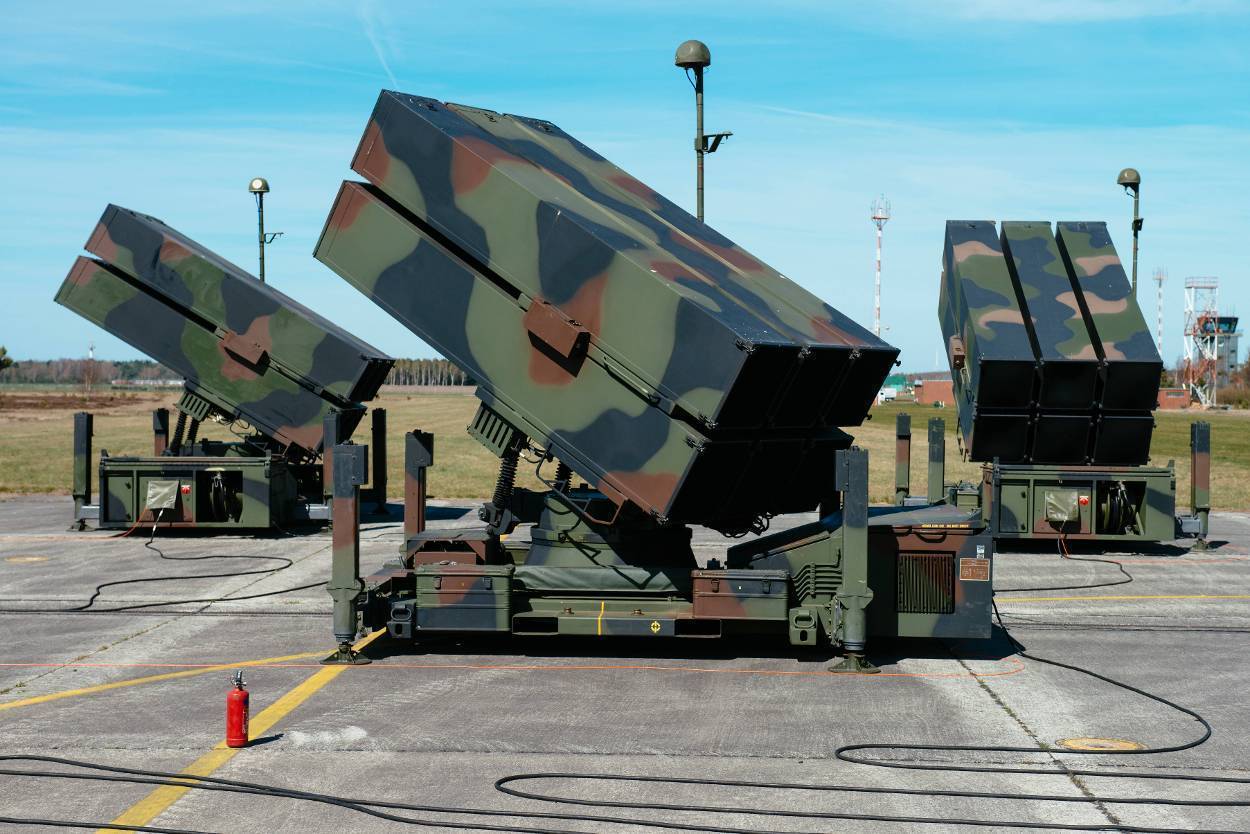 未来关岛的导弹防御体系演示图