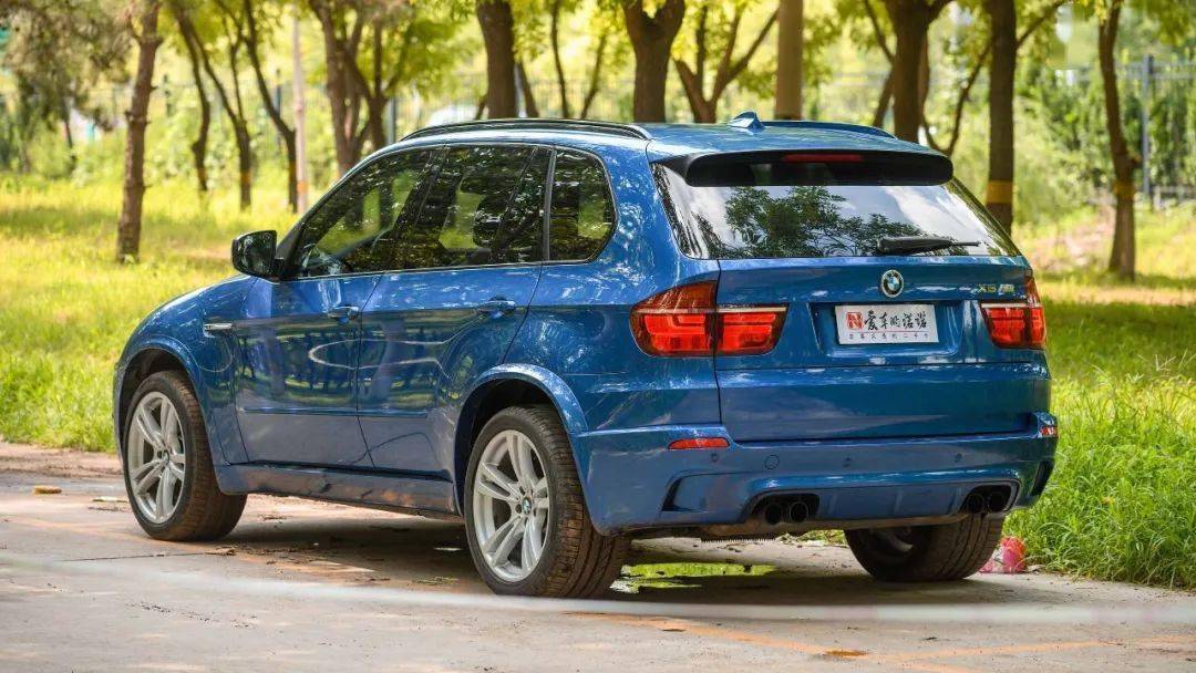 4t v8宝马x5m_搜狐汽车_搜狐网
