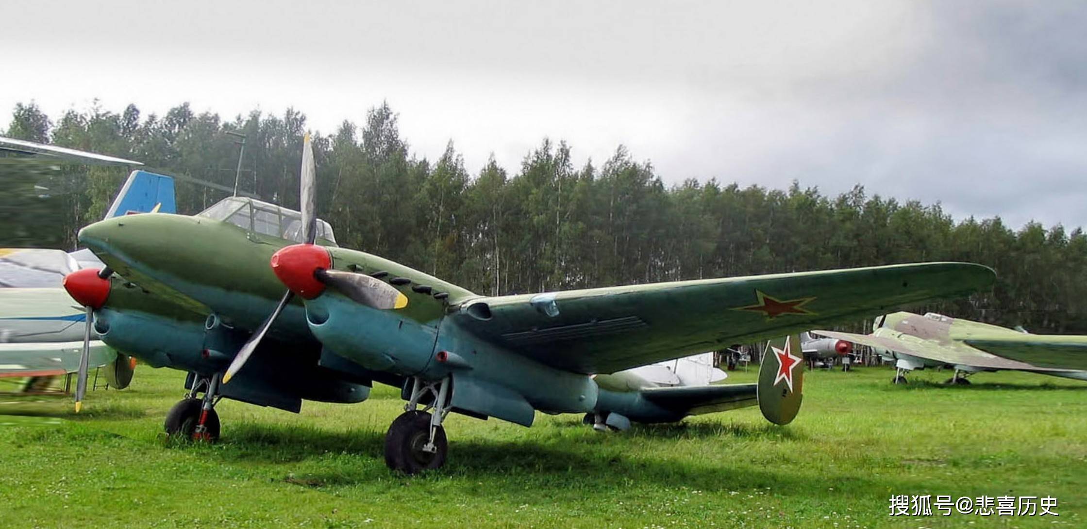 Do-217E中型轰炸机图片