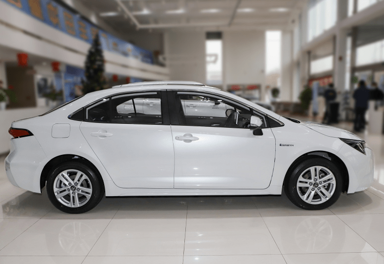 广汽丰田雷凌精英版上市！外观时尚，马力可达121匹，售11.18万元_搜狐汽车_搜狐网