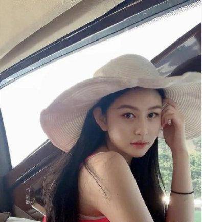 54岁邱淑贞现身模样大变,臃肿发福头发稀疏,法令纹深重超显老