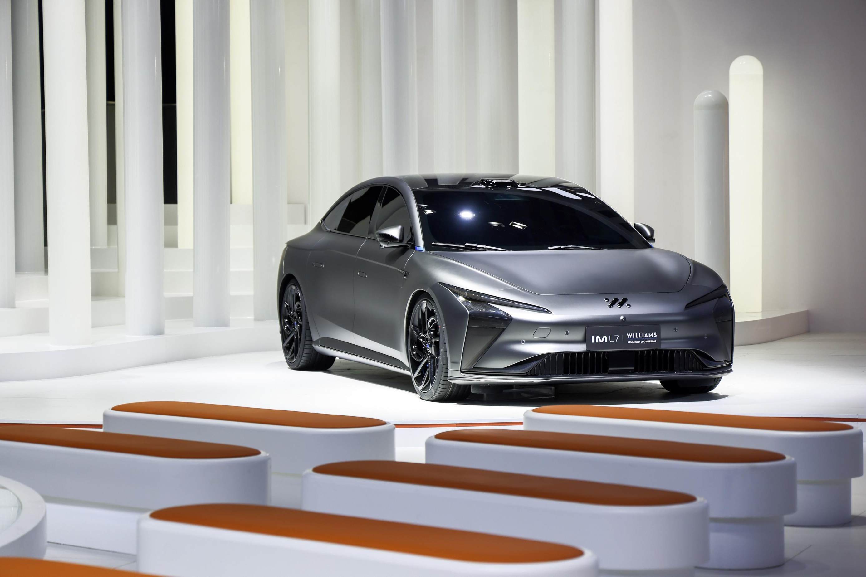 智己l7性能版概念车亮相 第2,000台智己l7交付_搜狐汽车_搜狐网