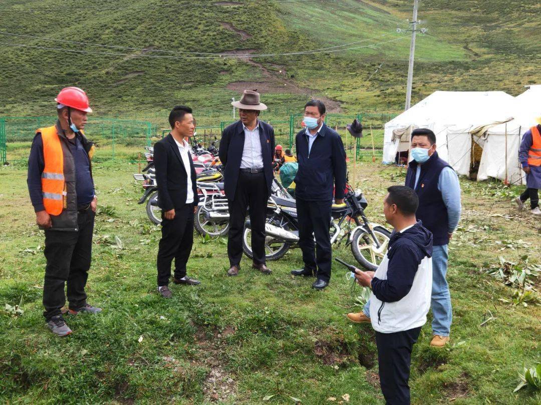 县人大常委会党组书记,主任金江到建设乡检查指导防汛工作