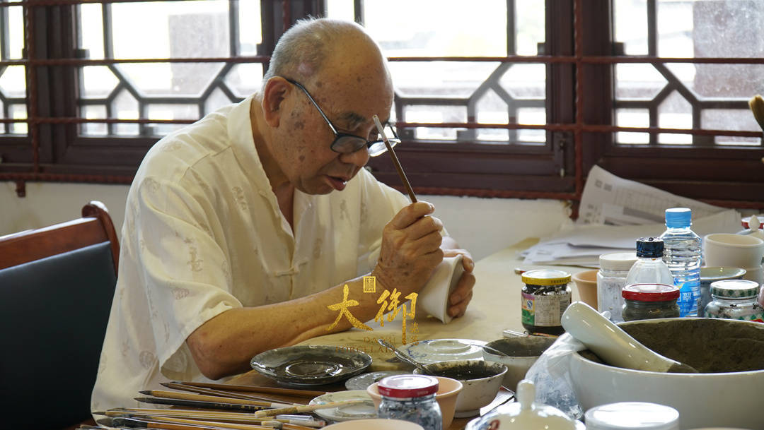 皇窑创始人黄云鹏——中华仿古瓷第一人,扬景德瓷艺大美!