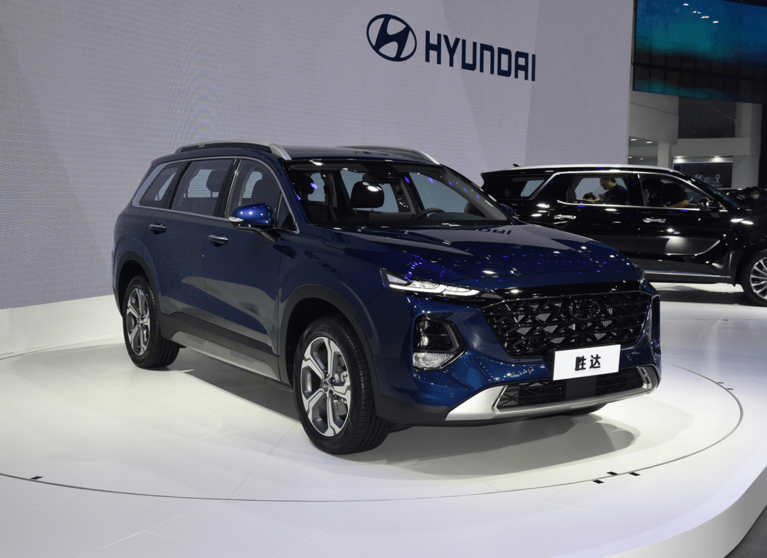 第四代胜达旅行家亮相成都车展,新车有哪些看点?