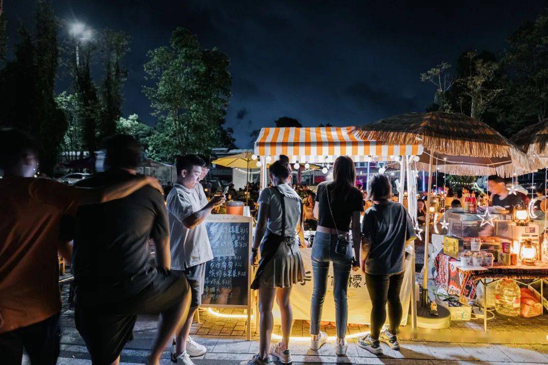 东部华侨城的三洲田夜市,藏不住了!_旅游_手打_烟火