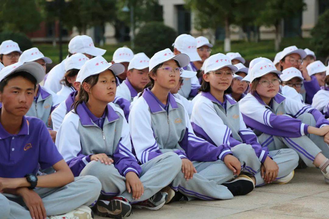 安宁中学太平学校高2025届学前综合教育掠影_安中紫_军训_生活