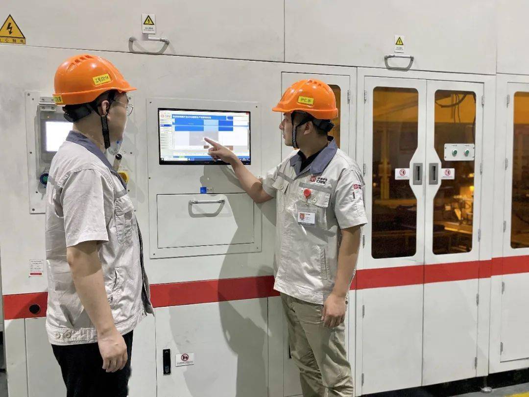 我身边的奋斗者 | 尹仁华:漩涡中心的人_团队_公司_产品