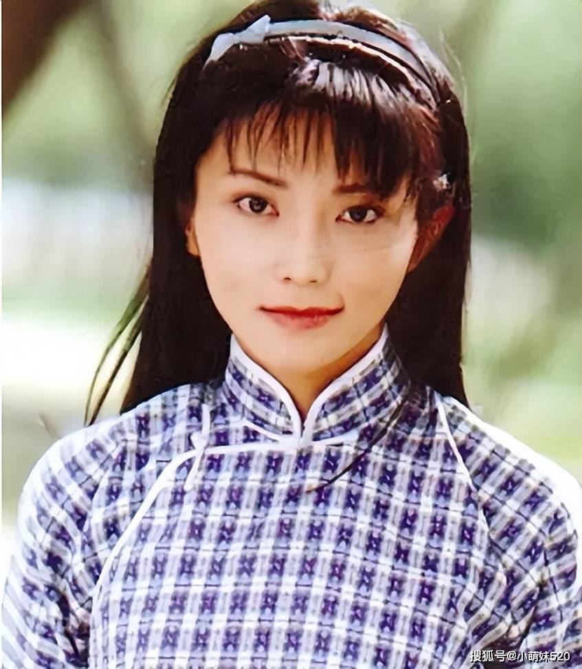 红颜薄命李钰:曾是黄晓明的初恋,33岁因病去世,身穿婚纱下葬_汪雨