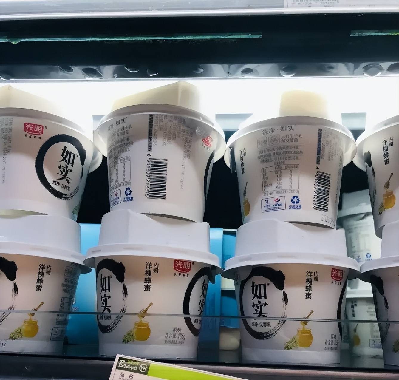 顾客买酸奶过期1分钟索赔1000元