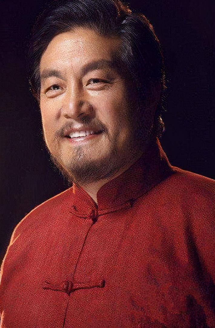 他是优秀演员,四大名著参演三部,祭祖发现冥币上印的是自己_王卫国