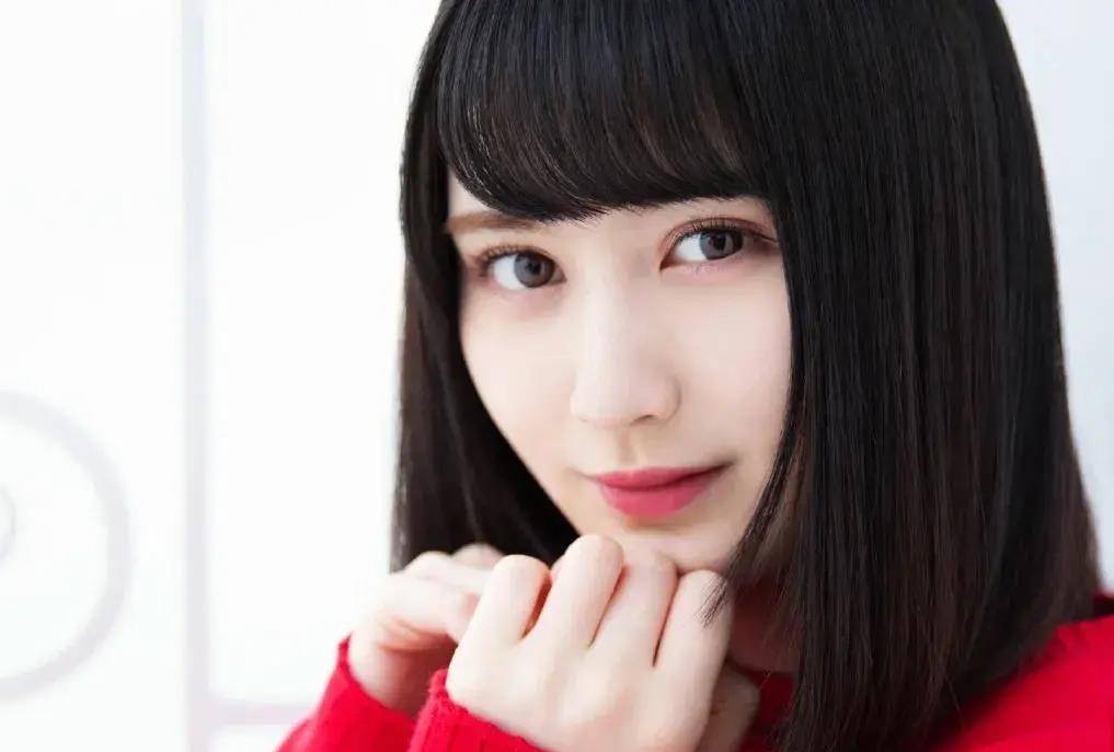 生田绘梨花(乃木坂46)853票第20名:河田阳菜(日向