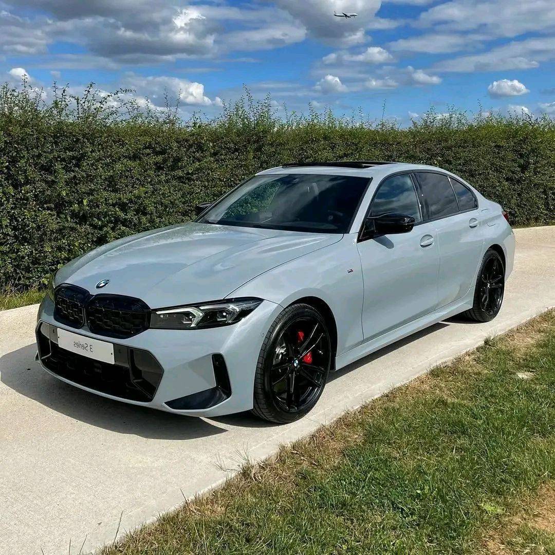 2023版宝马m3实车曝光,质感大增,红色卡钳 四排气,犀利霸气_搜狐汽车