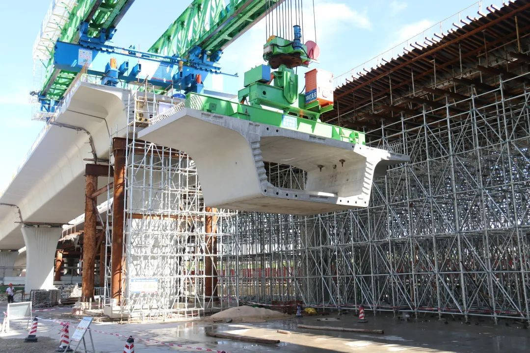 深圳盐港东立交项目打造预制装配式桥梁施工样板_段梁_杜修荣_东港区