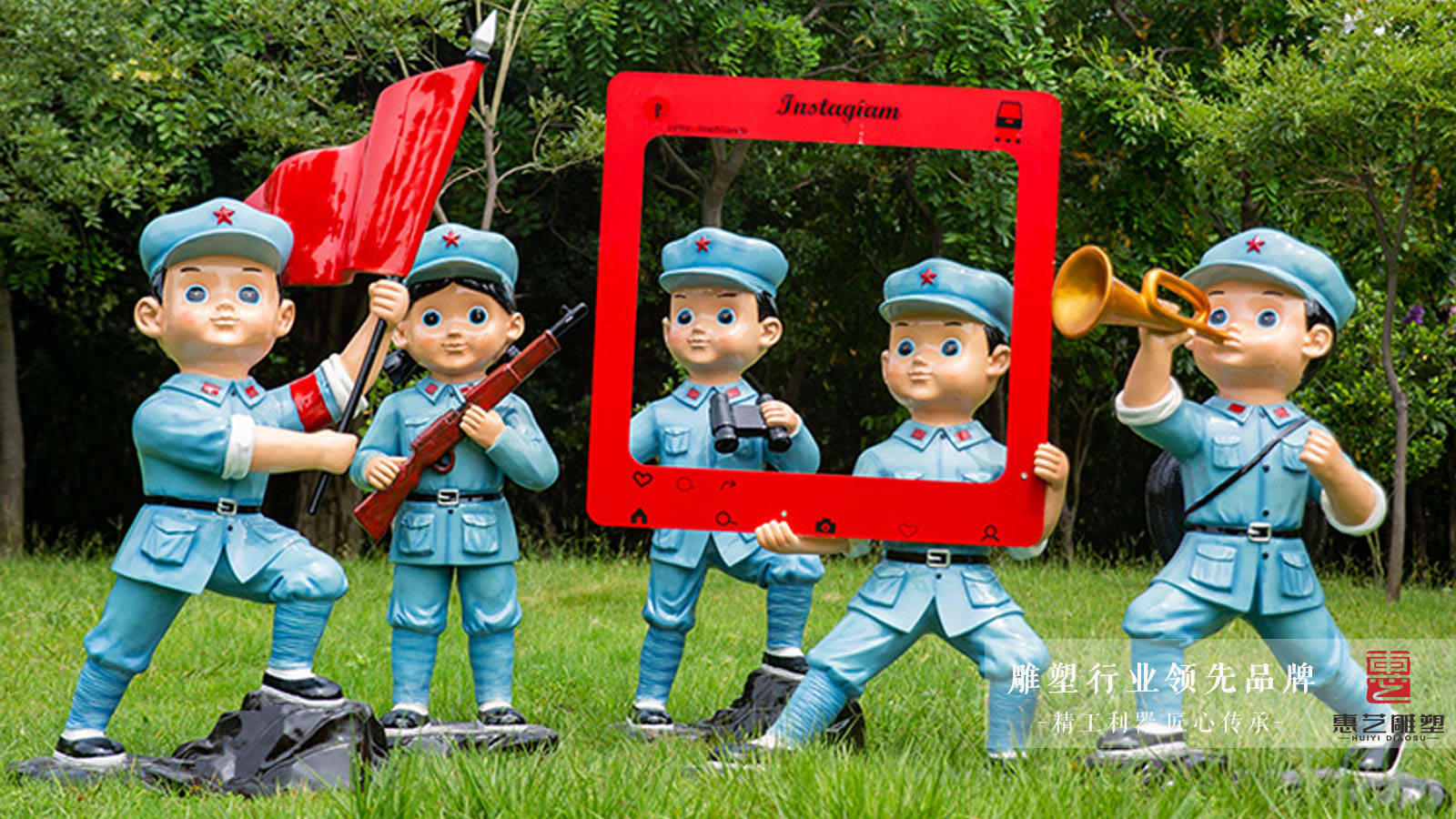 玻璃钢卡通小红军雕塑_革命_人物_红色