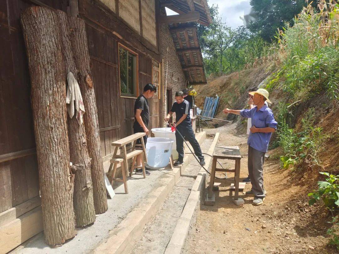 开阳县冯三镇:乡贤助力 同心抗旱_金龙村_树组_家乡