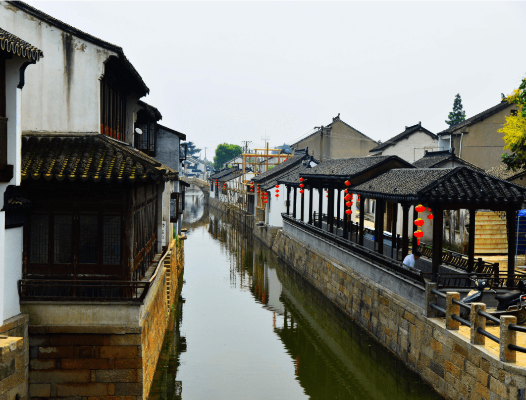 中国名字最难读的古镇，四面环水名人故居众多，典型的江南水乡