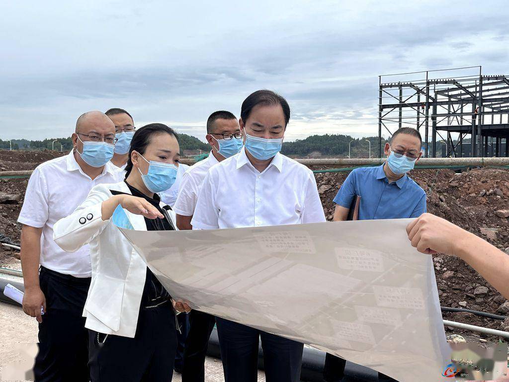 仪陇融媒(记者 肖静)9月2日上午,县委副书记,县长赵云强率队前往经开
