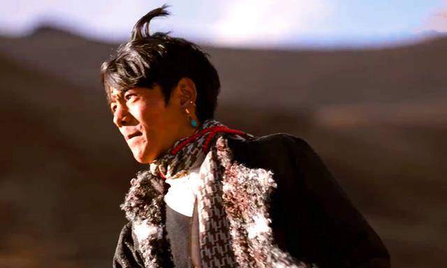 婚礼照片曝光新郎不是他_理塘_曲西_拉萨