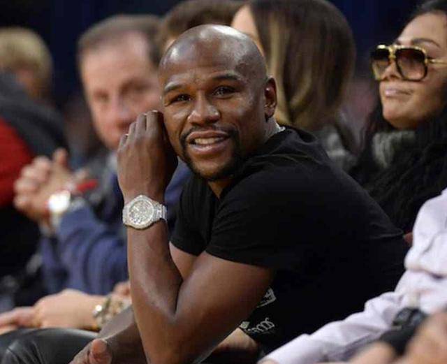 拳王梅威瑟曝光22岁新女友,身材不输卡戴珊,网友:一定很幸福_生活