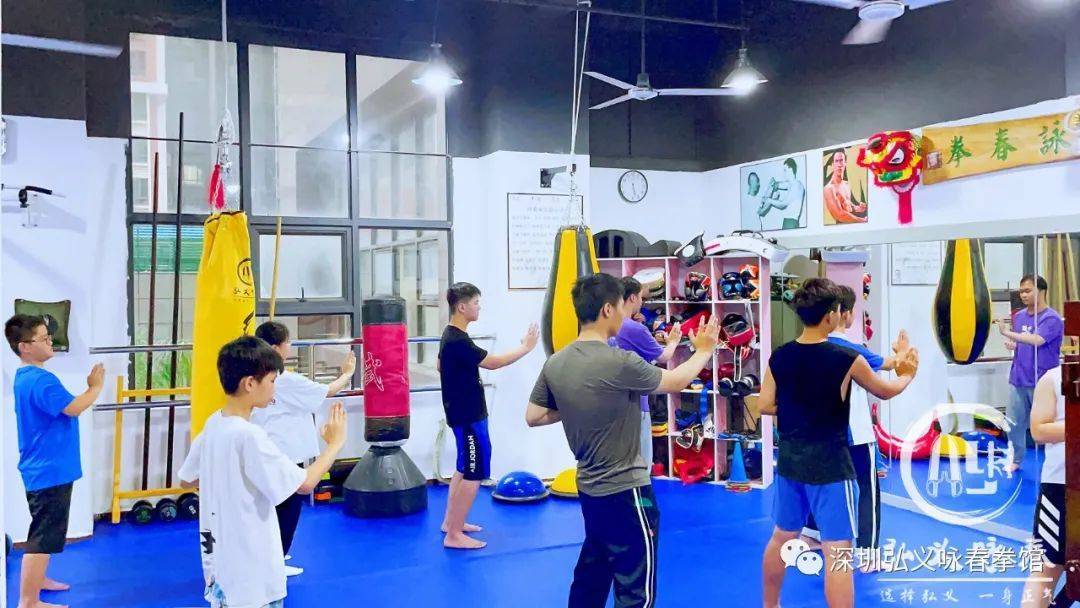 深圳都市人提升自我的一种方式：学习咏春拳