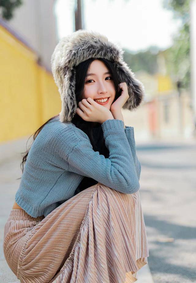 一个人拍照不为姿势发愁,好看又出彩的拍照姿势,路边拍照也适用-第3张