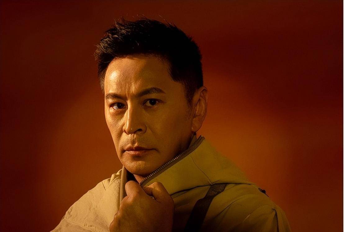 原创 王亚楠:车祸后走上演艺路,凭"江啸"一角爆红,49岁妻子成谜-大秦