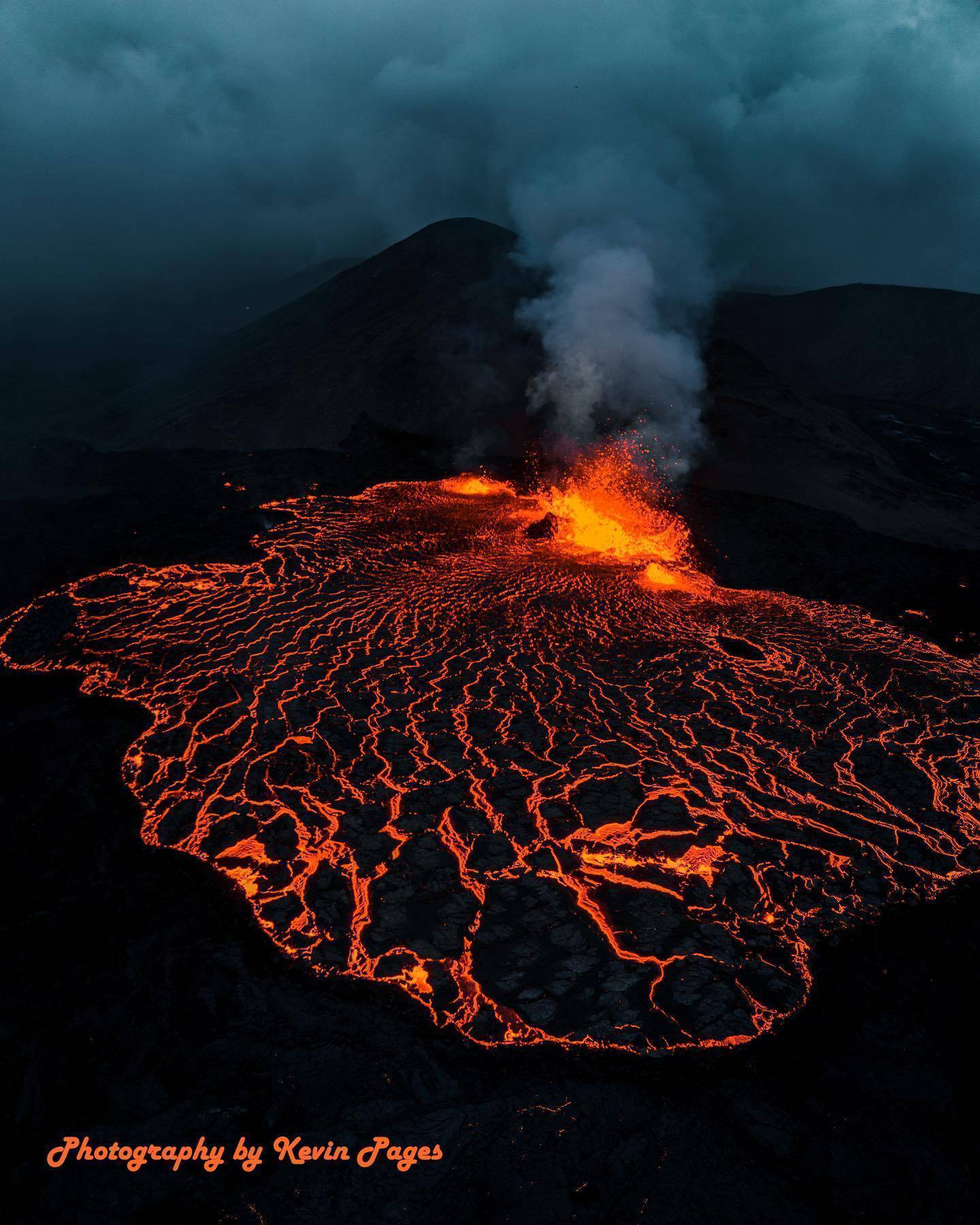 摄影图片欣赏:史上最震撼的火山喷发图景(上)