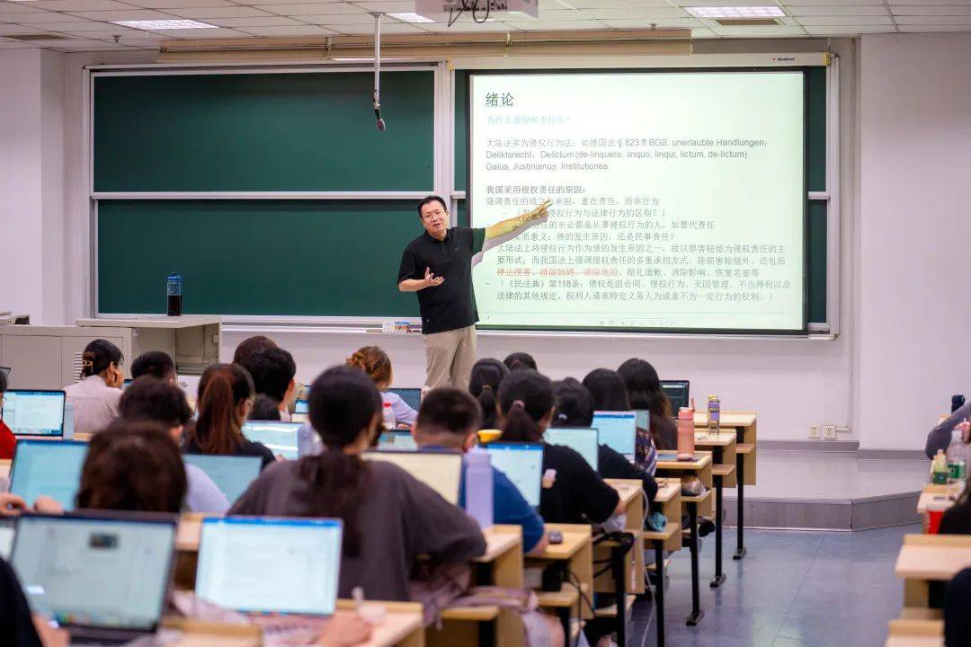 多图!新学期,重返线下课堂第一天!复旦师生们的体验、感受是……_课程_姚一隽_石磊