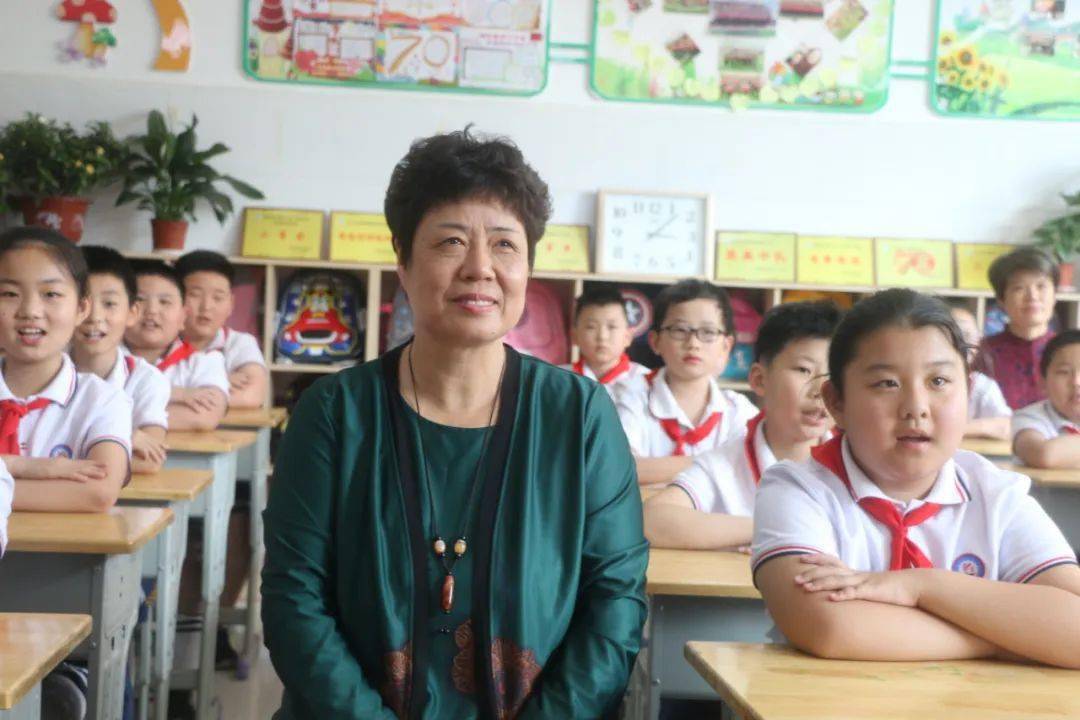 【基地校风采】胜利小学秦呈玲:乘势而上,办好家门口的优质校_教育_小