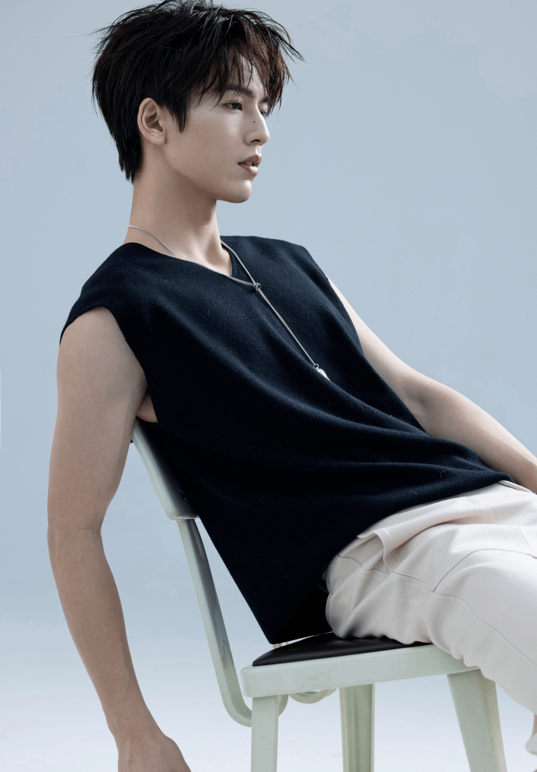 请内娱男明星按照这种身材内卷!_bking_少年气_什么