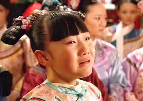 甄嬛传:甄嬛托付胧月时,宁可求皇后和敬妃,为啥没找过沈眉庄?