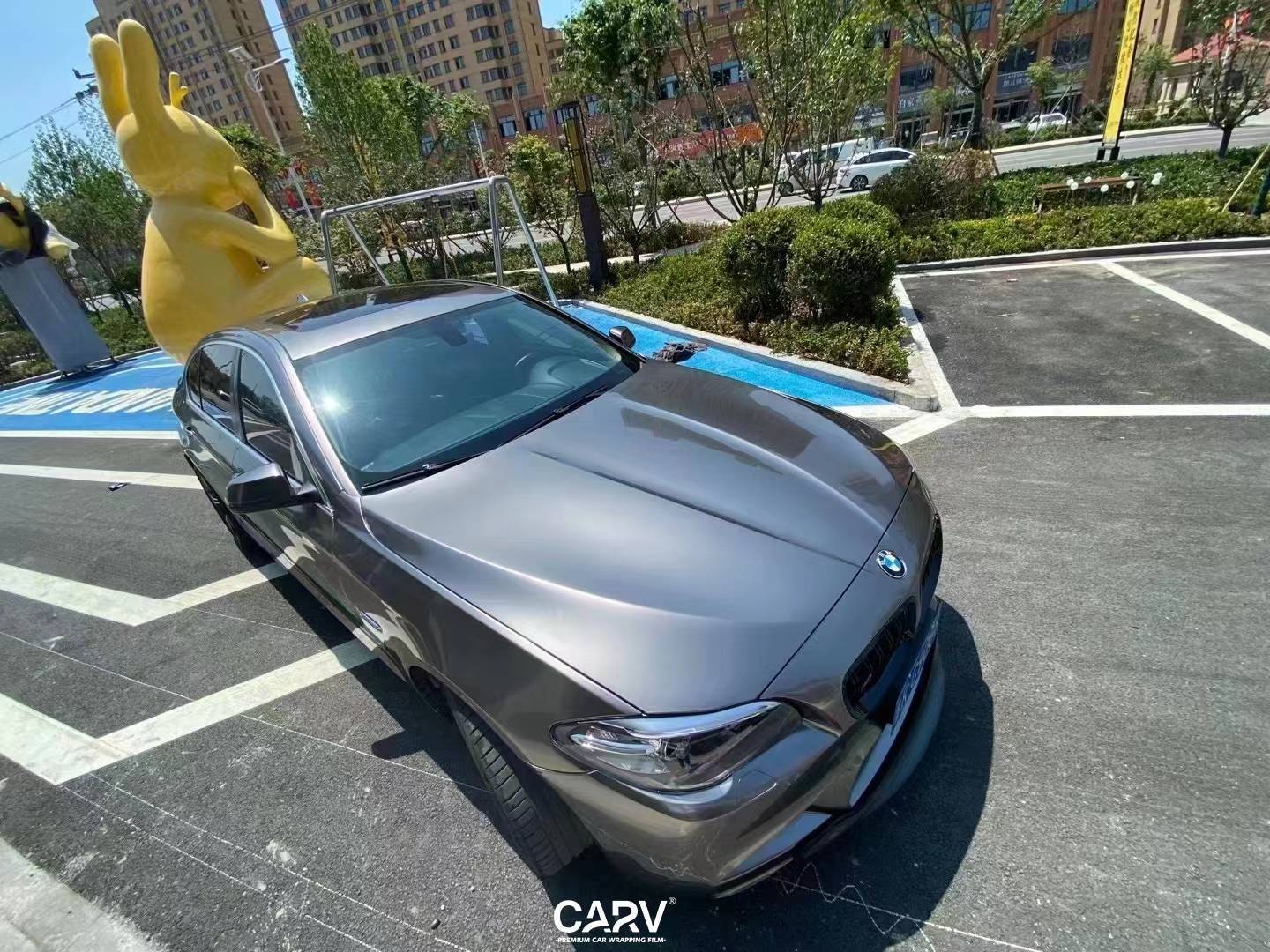 宝马五系卡孚改色膜白金液态金属银2206_搜狐汽车_搜狐网