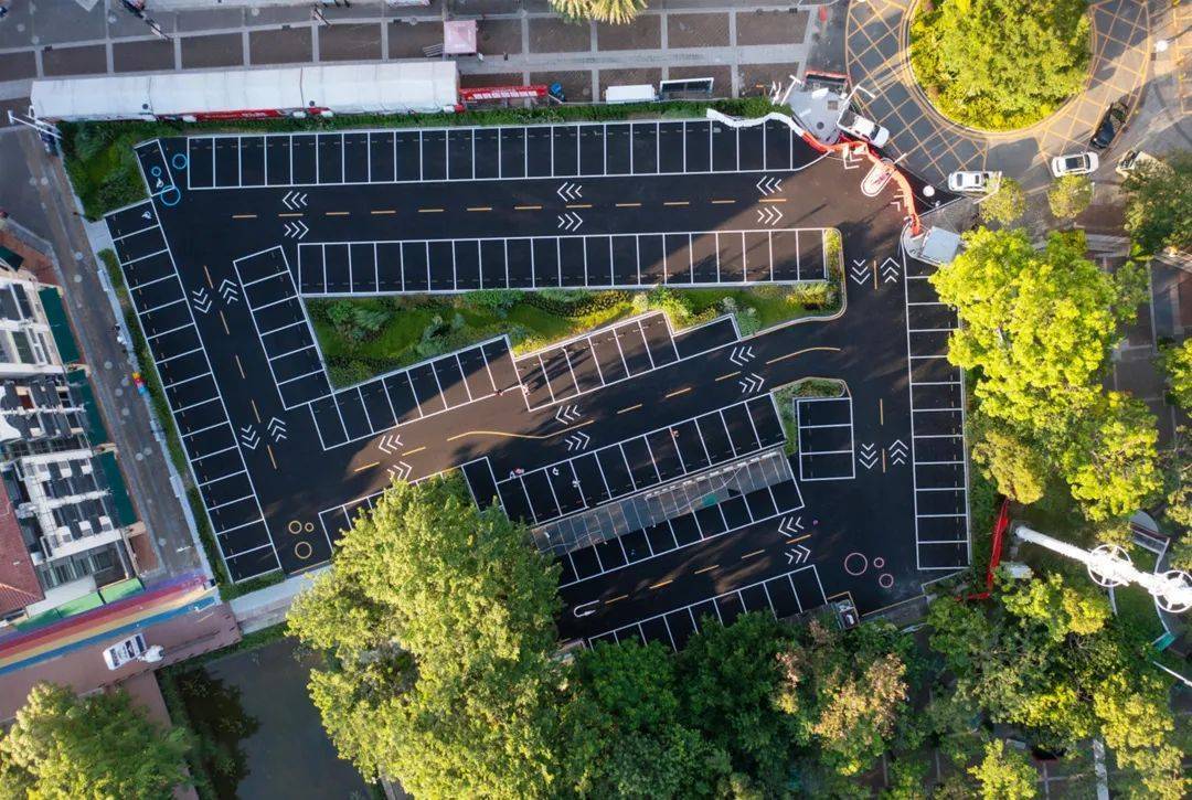如何用"海绵"提升商业街区人气 | 大梅沙奥特莱斯_改造_雨水_景观