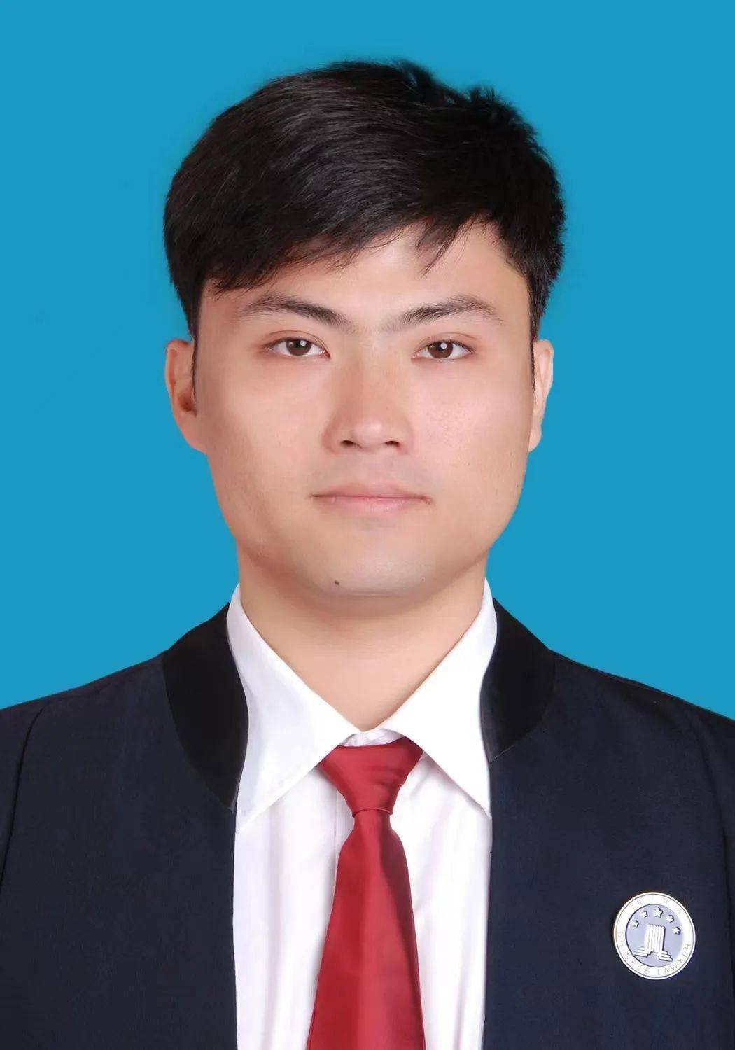 何雨龙州应急管理局法律顾问,云南杨柏王律师事务所行政部副部长,律师