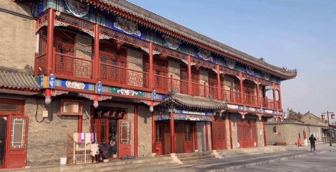 天津城郊百年古镇，庄严肃穆气势恢宏，仿古建筑游客却不多