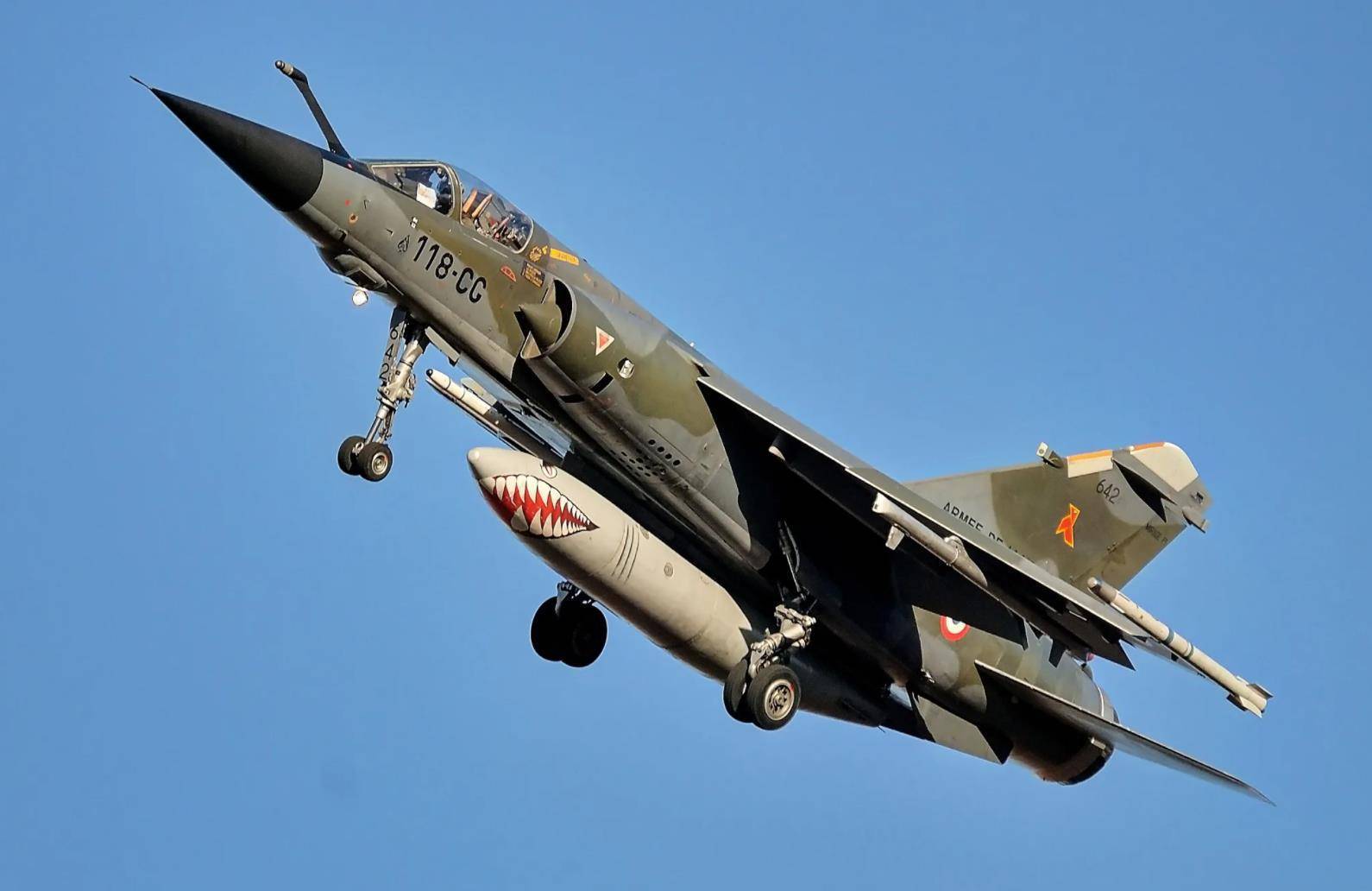 架飞机_教练机_三菱重工