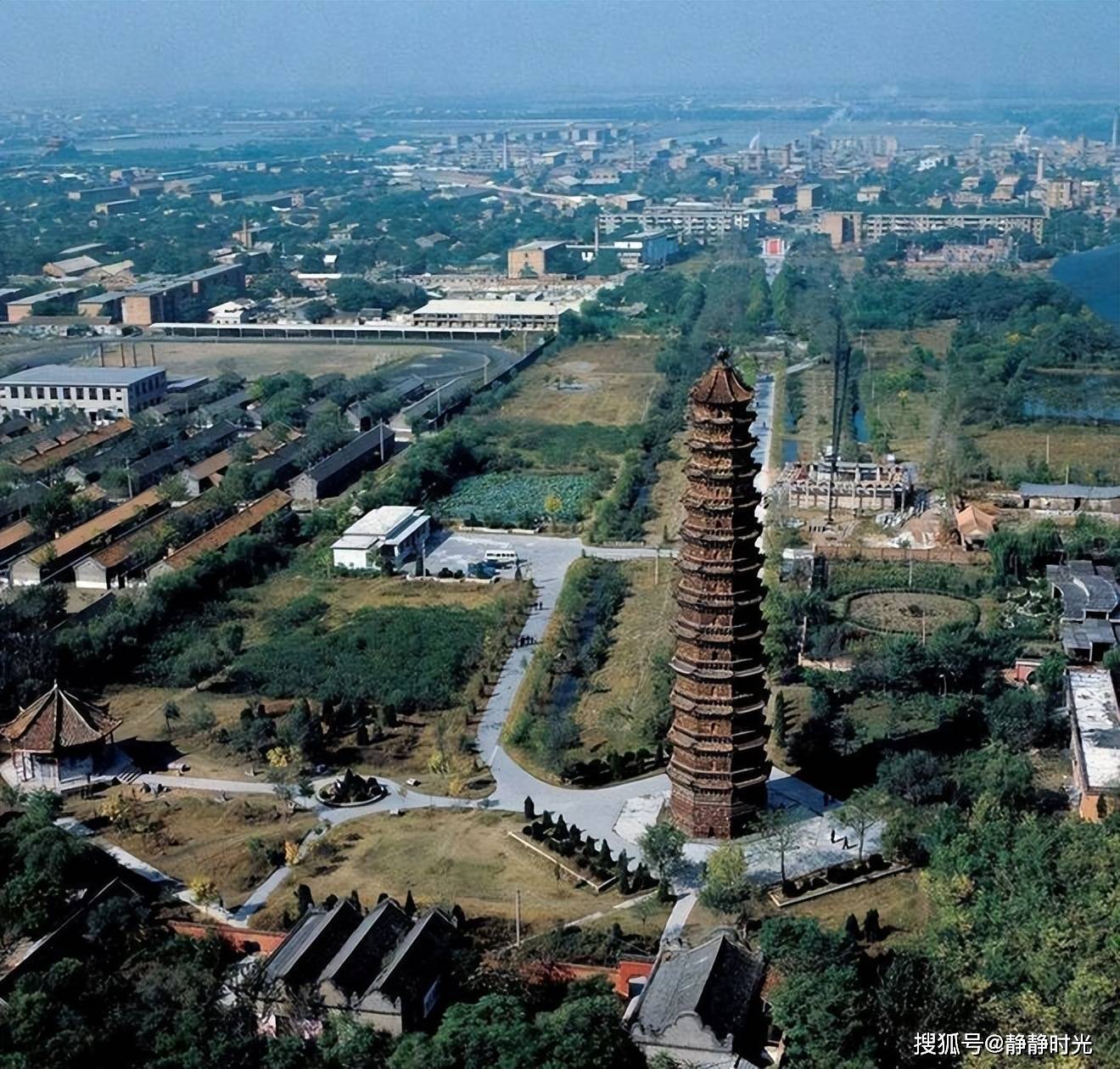80年代开封老照片:东大街,自由路,老胡同,中山路,龙亭公园_城市_街景
