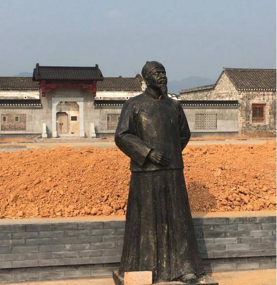 湖北第一豪宅,宅主娶六房妻后代百余人,他年俸45两白银如何建造_王明