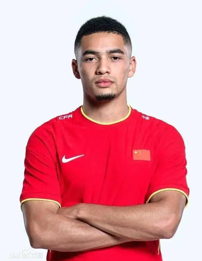 中国足球历史最佳的十名中后卫,你最喜欢谁?