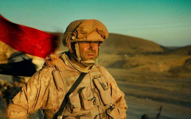 电影《沙漠往事》(2022)中的决绝_基林_士兵_贾米丽娅