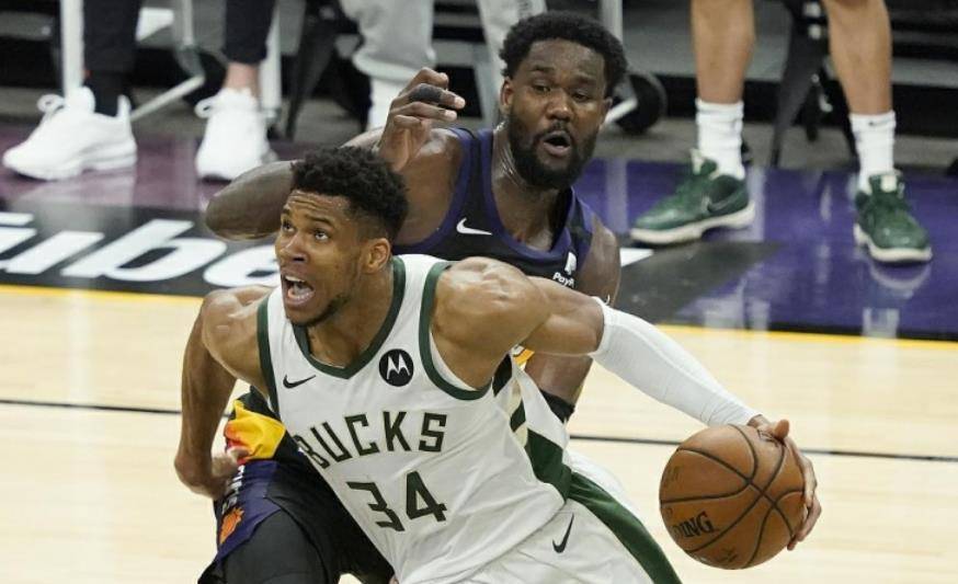 同样是26岁,对比字母哥和加内特得分数据,结果不同于印象_季后赛_投篮