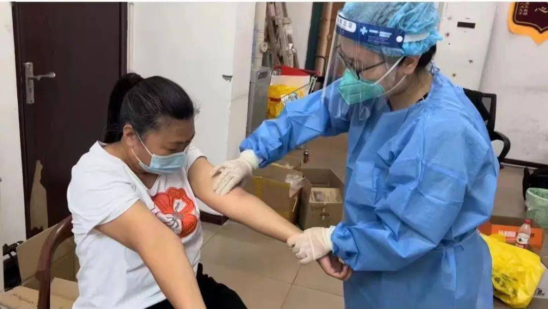 致每一个坚守的你_工作_张文强_天府