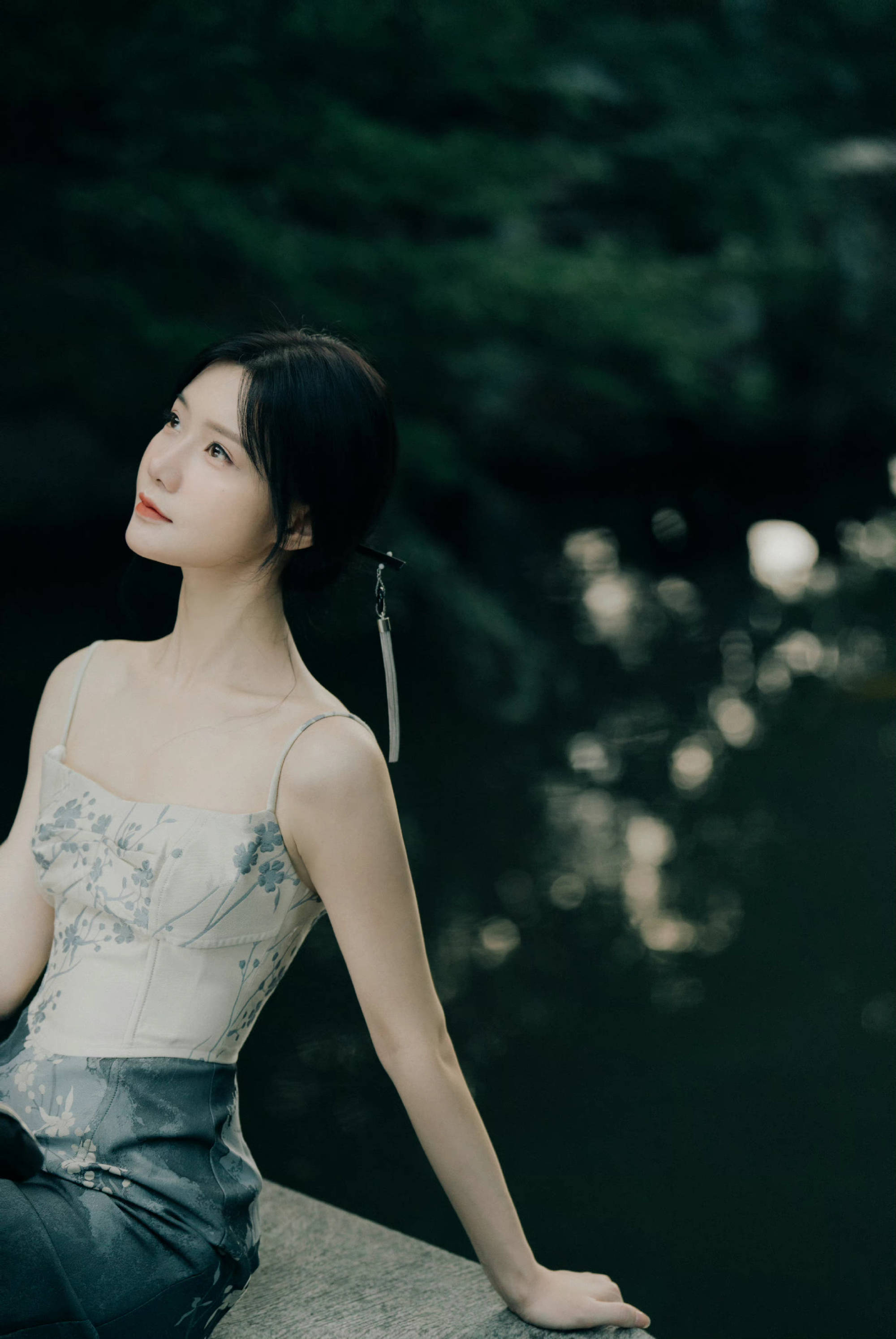 薄如蝉翼的背部,很诱人_写真_中国_水墨画