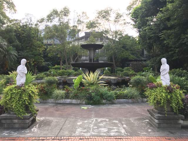 台北松山文创园既是文化乐土，又是历史遗址，也有着日本制式建筑