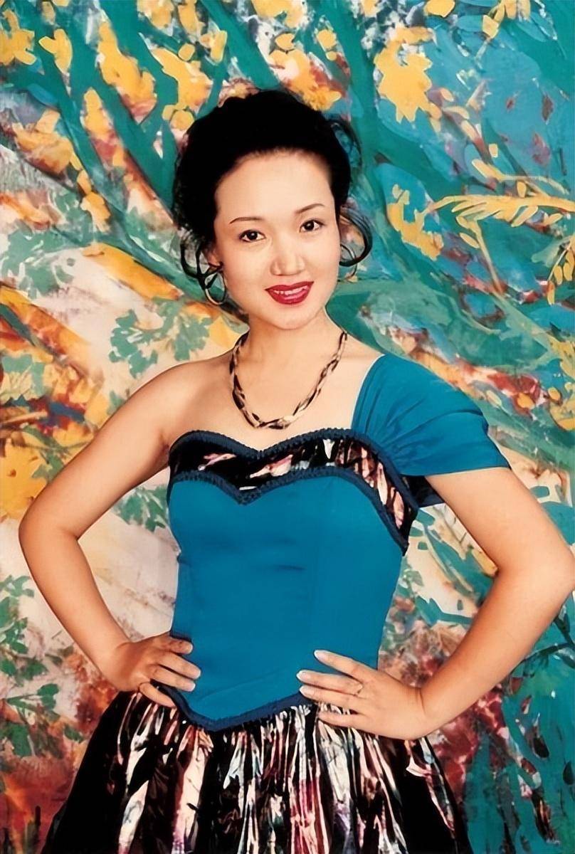 刘桂娟于1965年出生于天津.10岁时,他被天津戏剧学校录取.