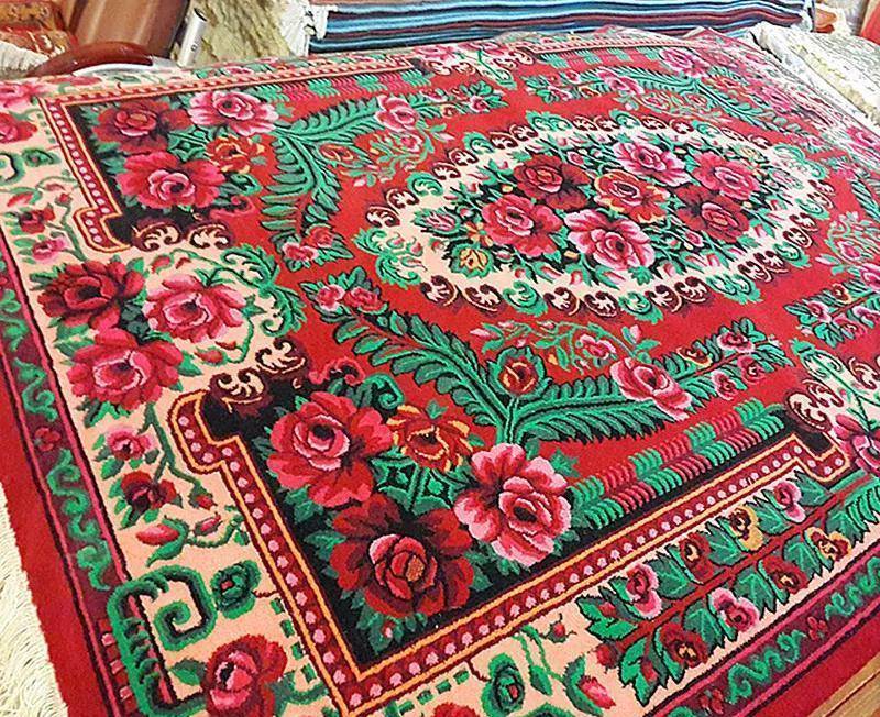我很好奇，新疆人家里的地毯会常洗吗？