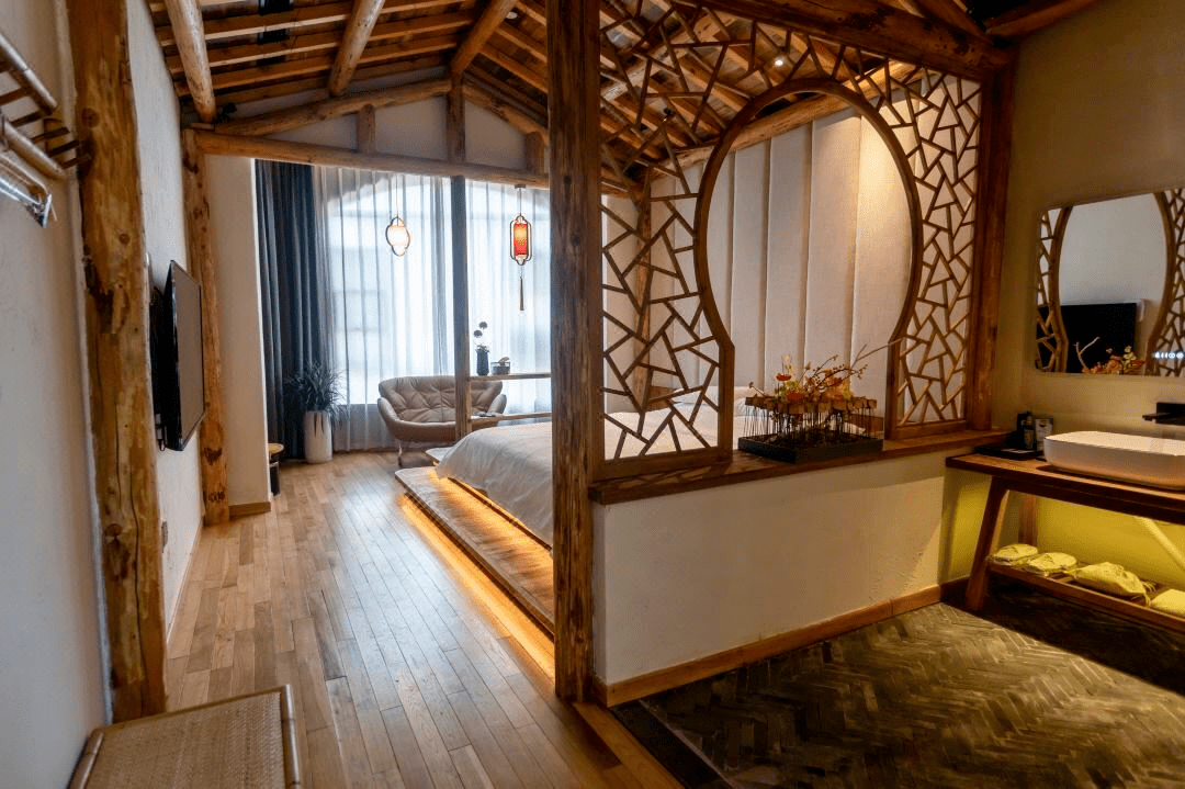 襄阳心悦美居酒店美居酒店拥有各类客房百余套,可提供24小时客房服务